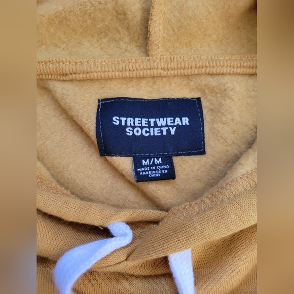 STREETWEAR SOCIETY - Long Sleeve Hoodie Crop Top - Picture 5 of 6